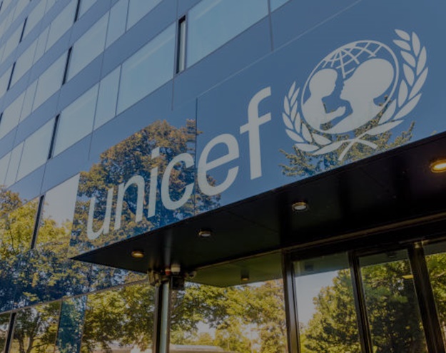 Lacoste By Alphazuri